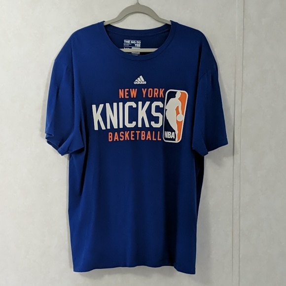 adidas Other - *5/$20 Adidas New York Knicks Graphic T-Shirt XL